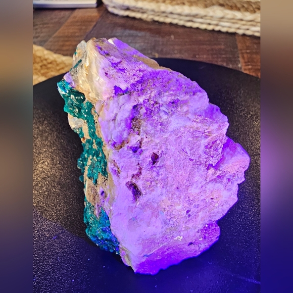 Dioptase with Optic Calcite And Tourmaline-UV Reactive 3.3 X 3.1 - Picture 5 of 15